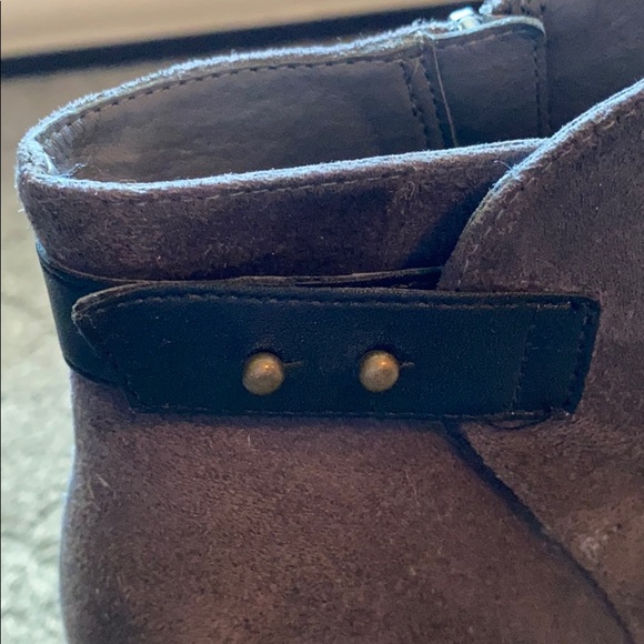 *SOLD* Abound Bootie, Gray size 8W - Picture 6 of 8